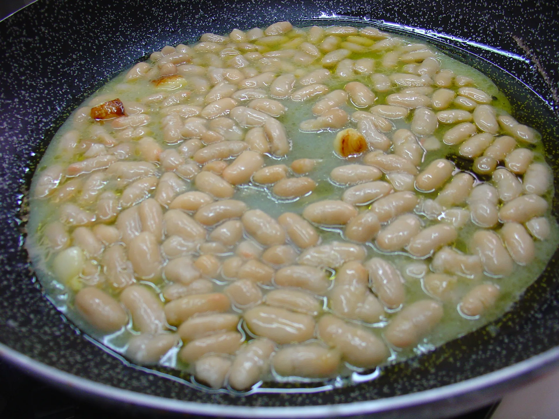 Cavatelli con fagiolata e mare.