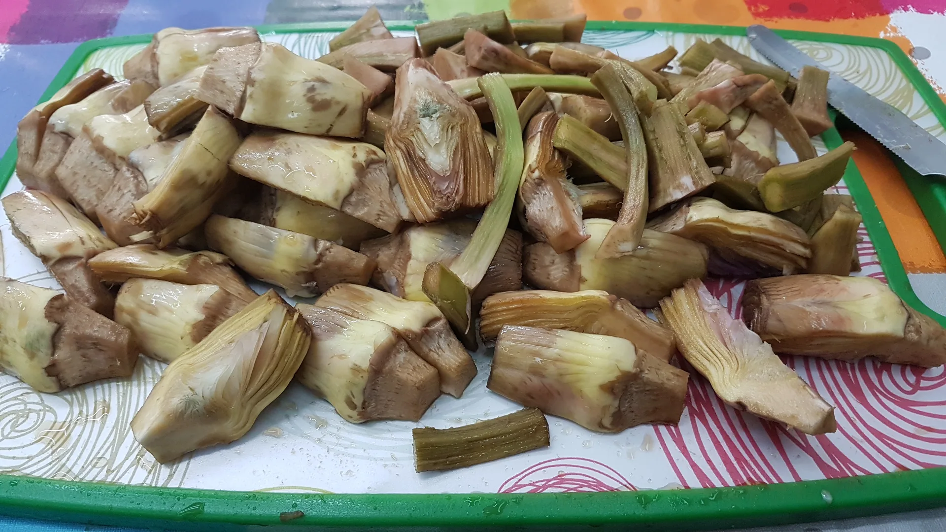 Coniglio al pomodoro con carciofi