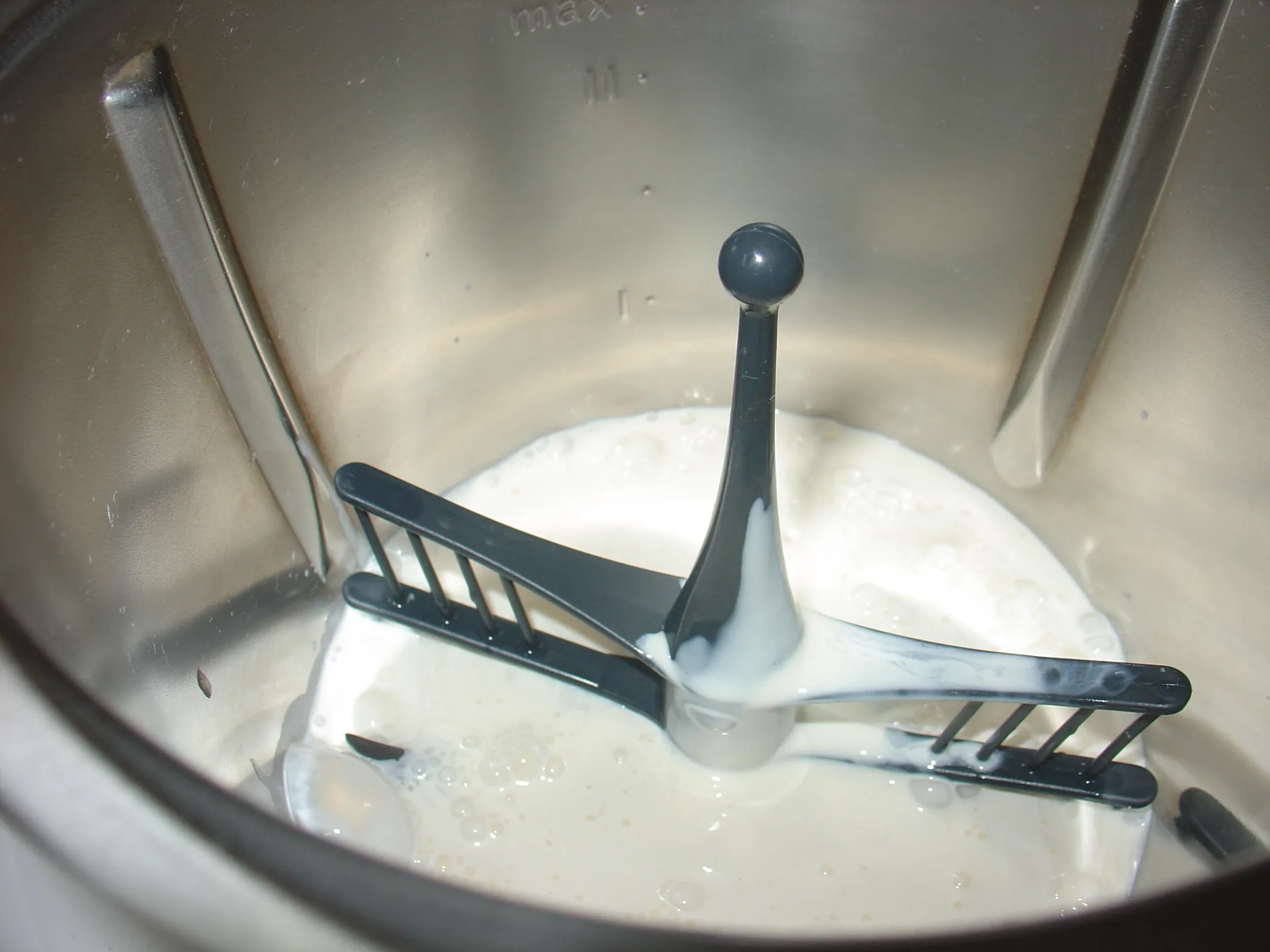 Crostata di frutta con frolla e pan di Spagna