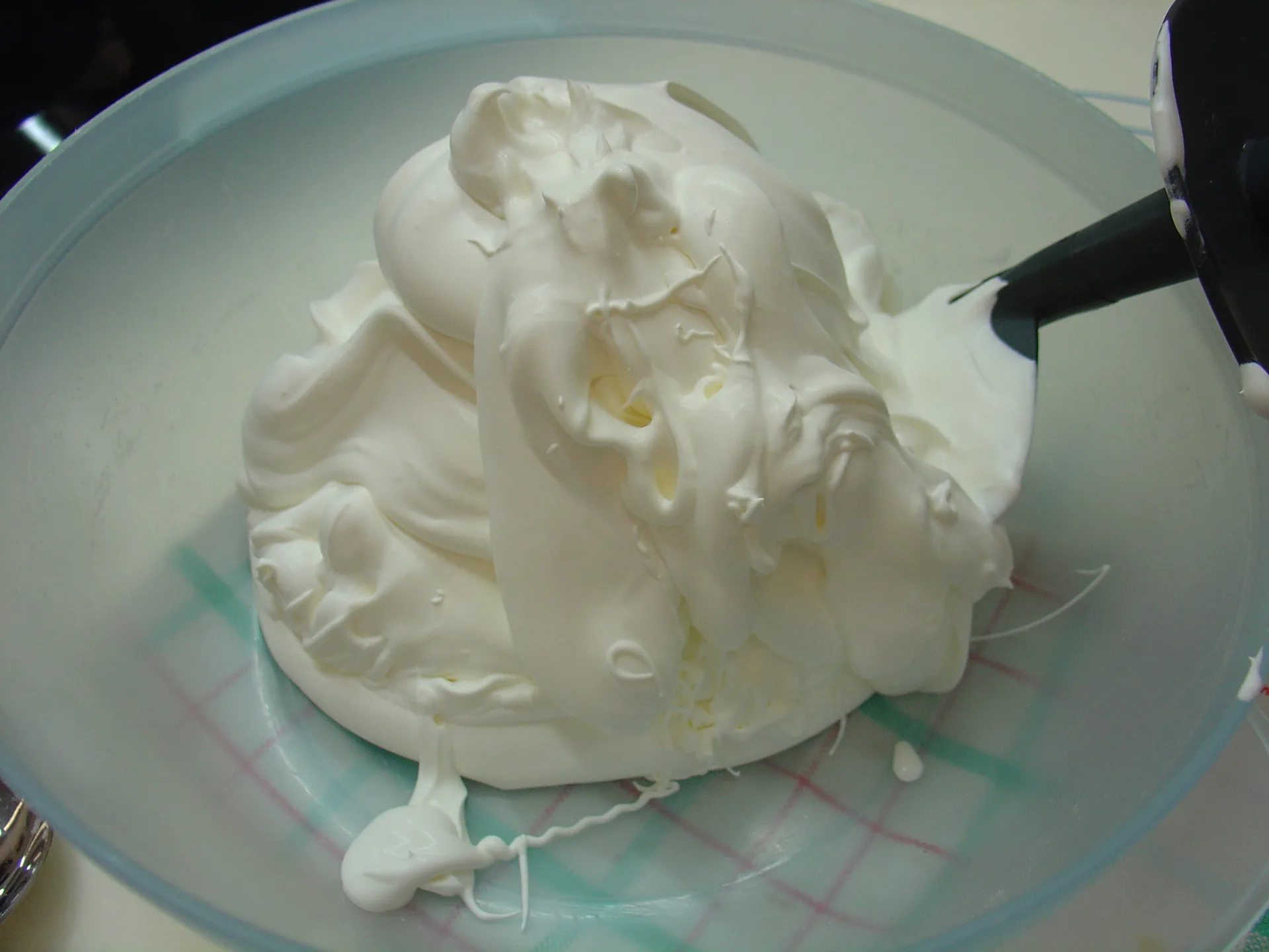 Crostata di frutta con frolla e pan di Spagna