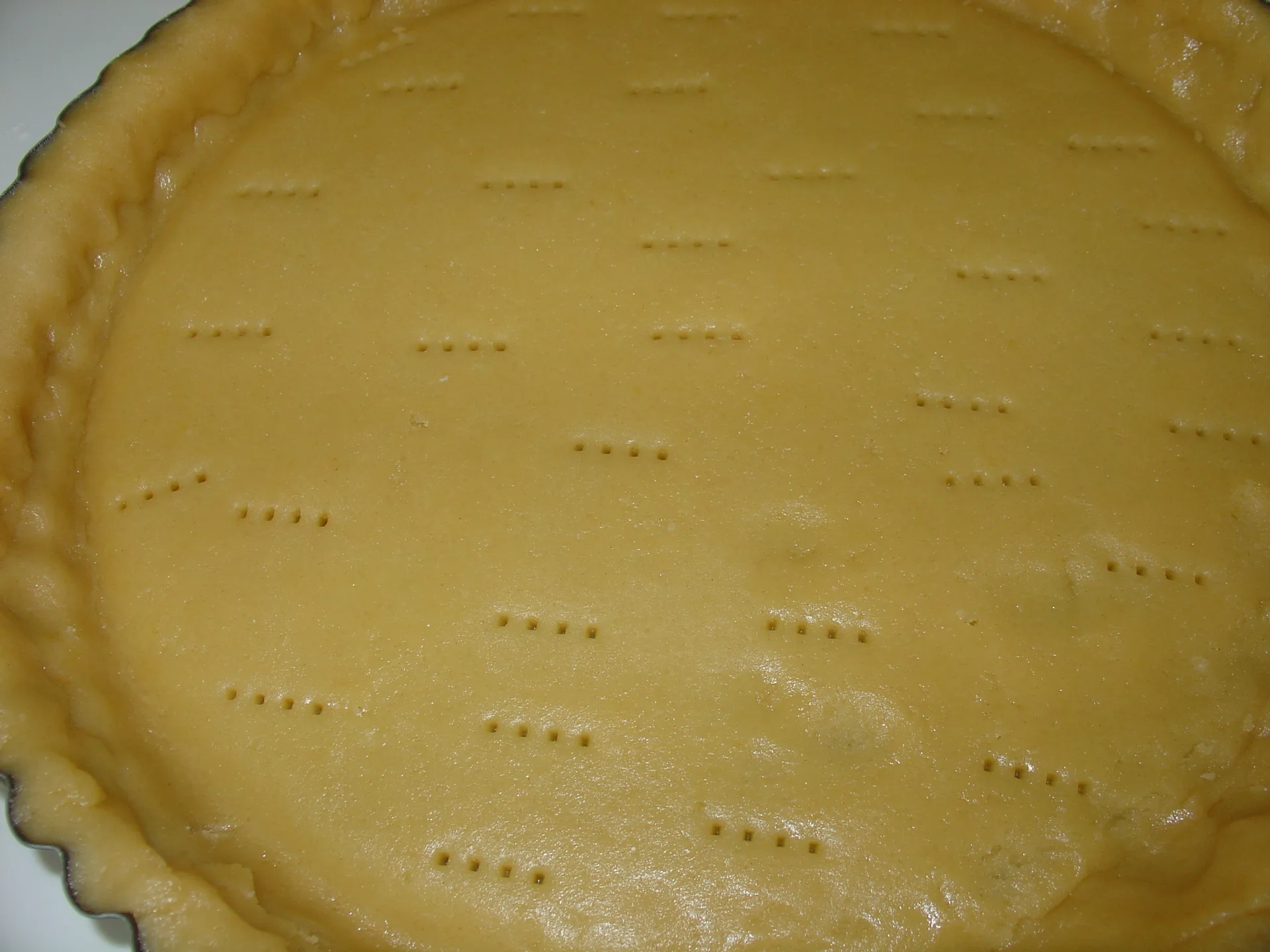 Crostata di frutta con frolla e pan di Spagna