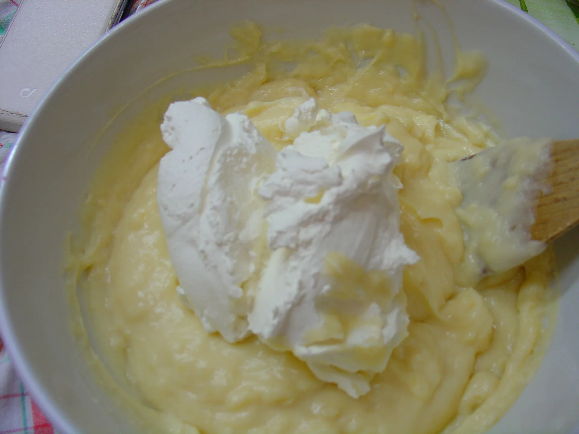 Crostata Mary Virgil con ciliege caramellate e crema diplomatica