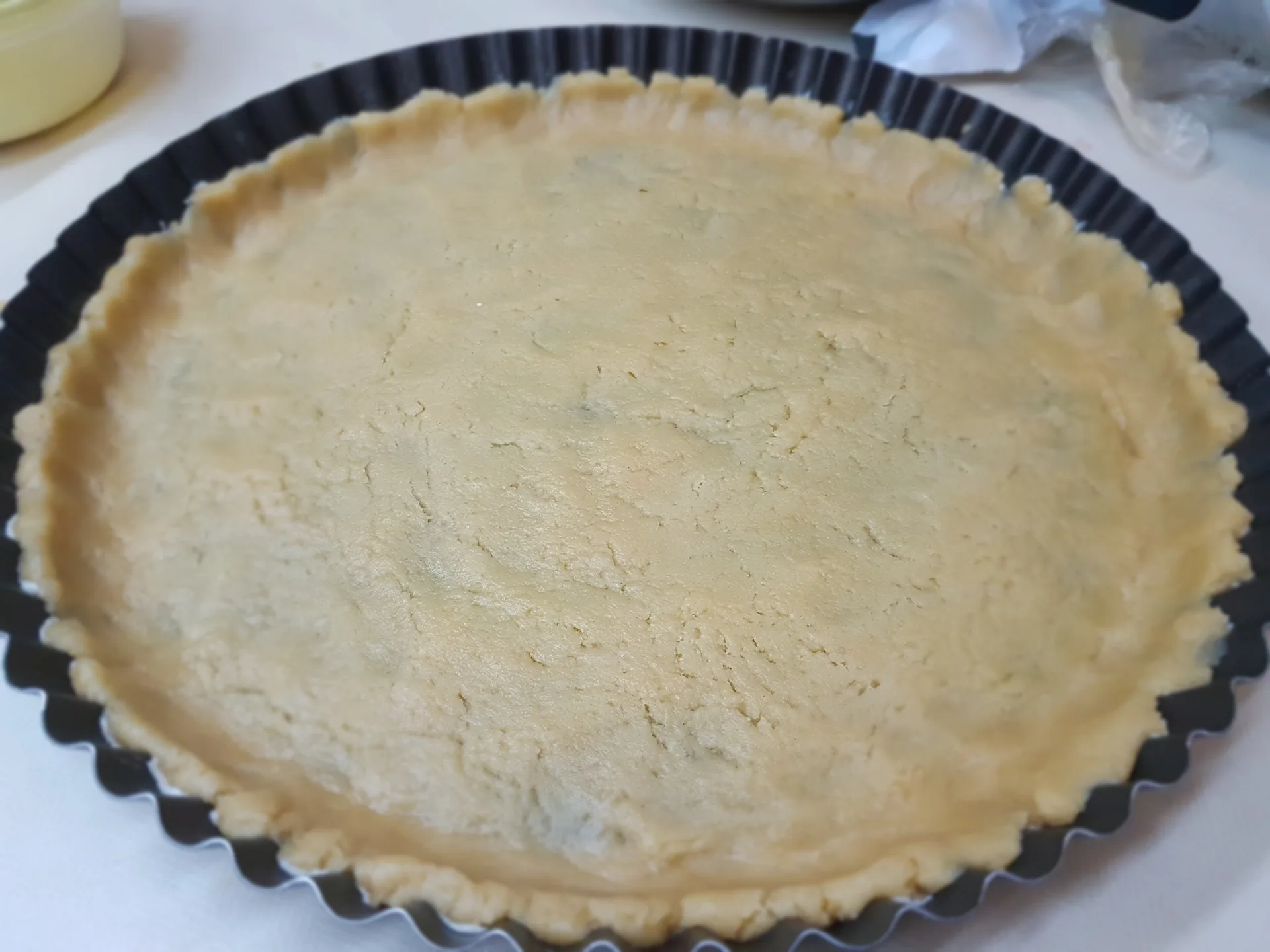 Crostata morbida con crema di fragole