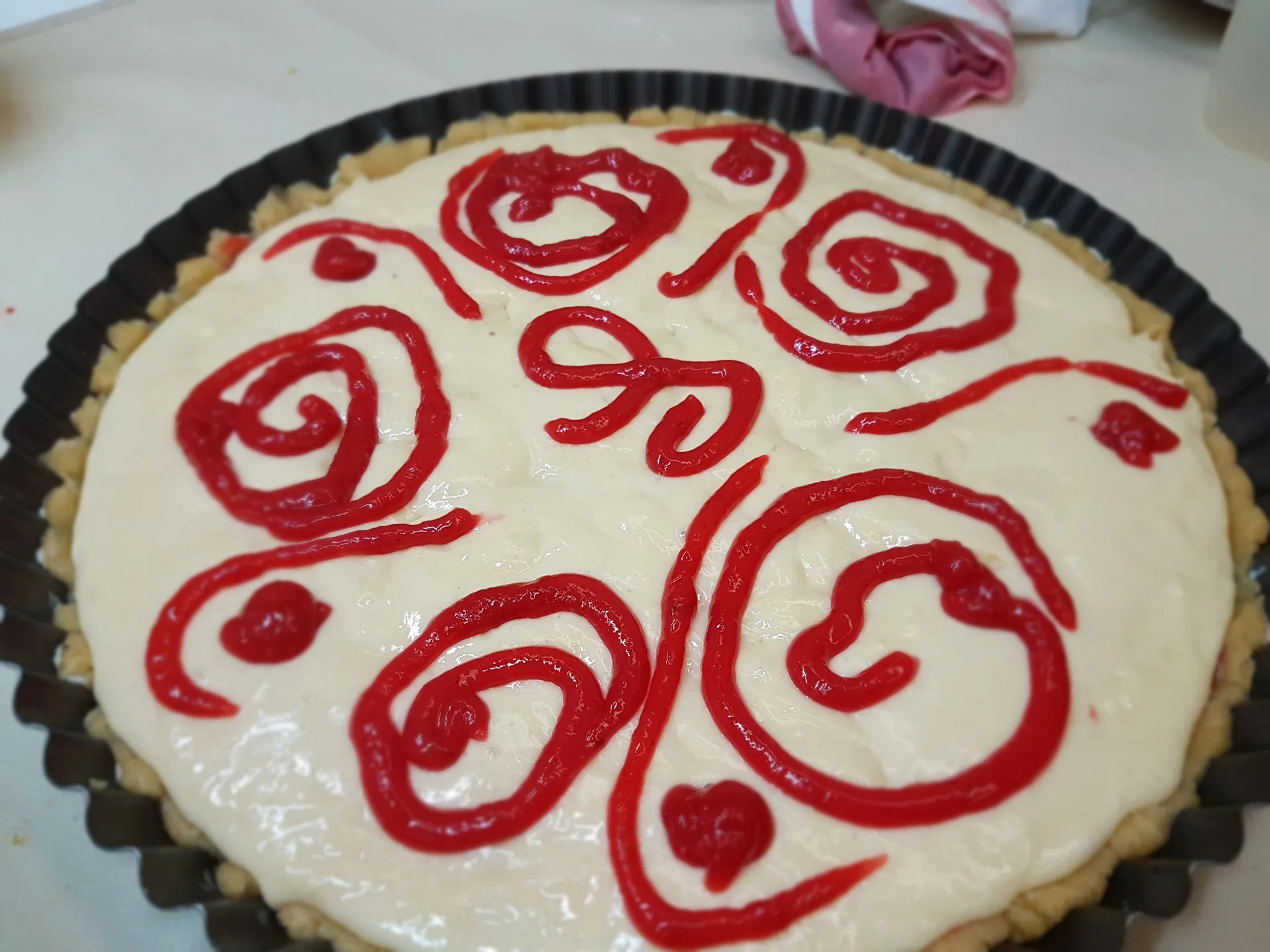 Crostata morbida con crema di fragole