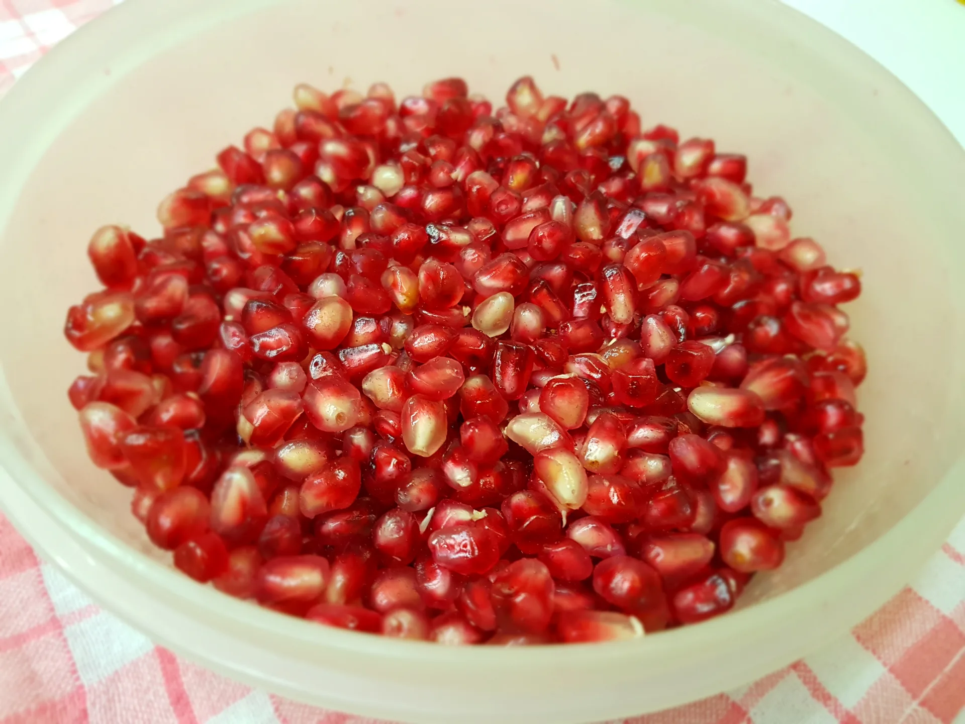 Entrecôte ai ferri con coulis di melagrana e mandarino