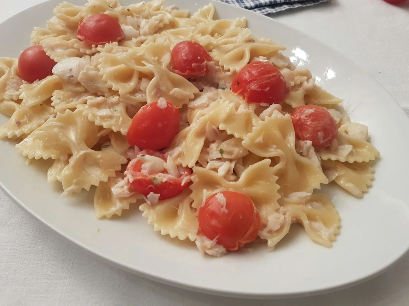 Farfalle con baccalà e formaggio