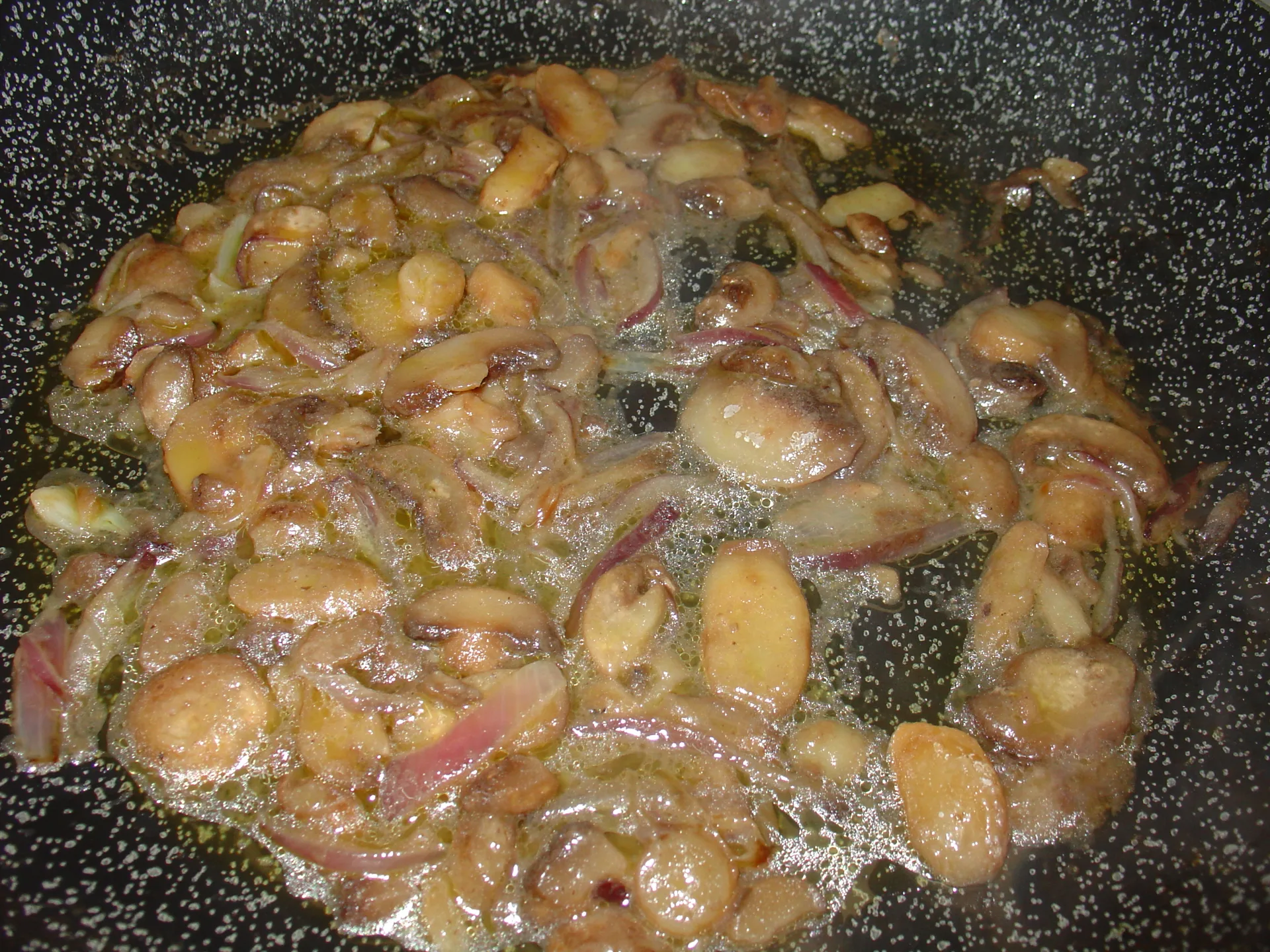 Fegato con funghi e aceto balsamico