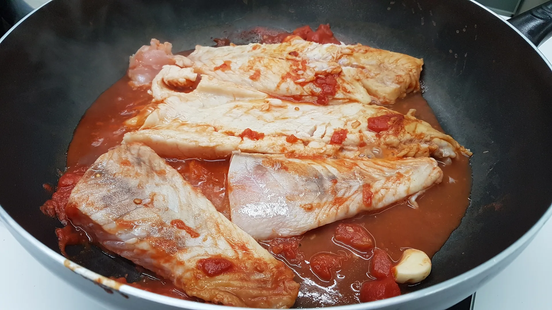 Filetto di cernia alla livornese