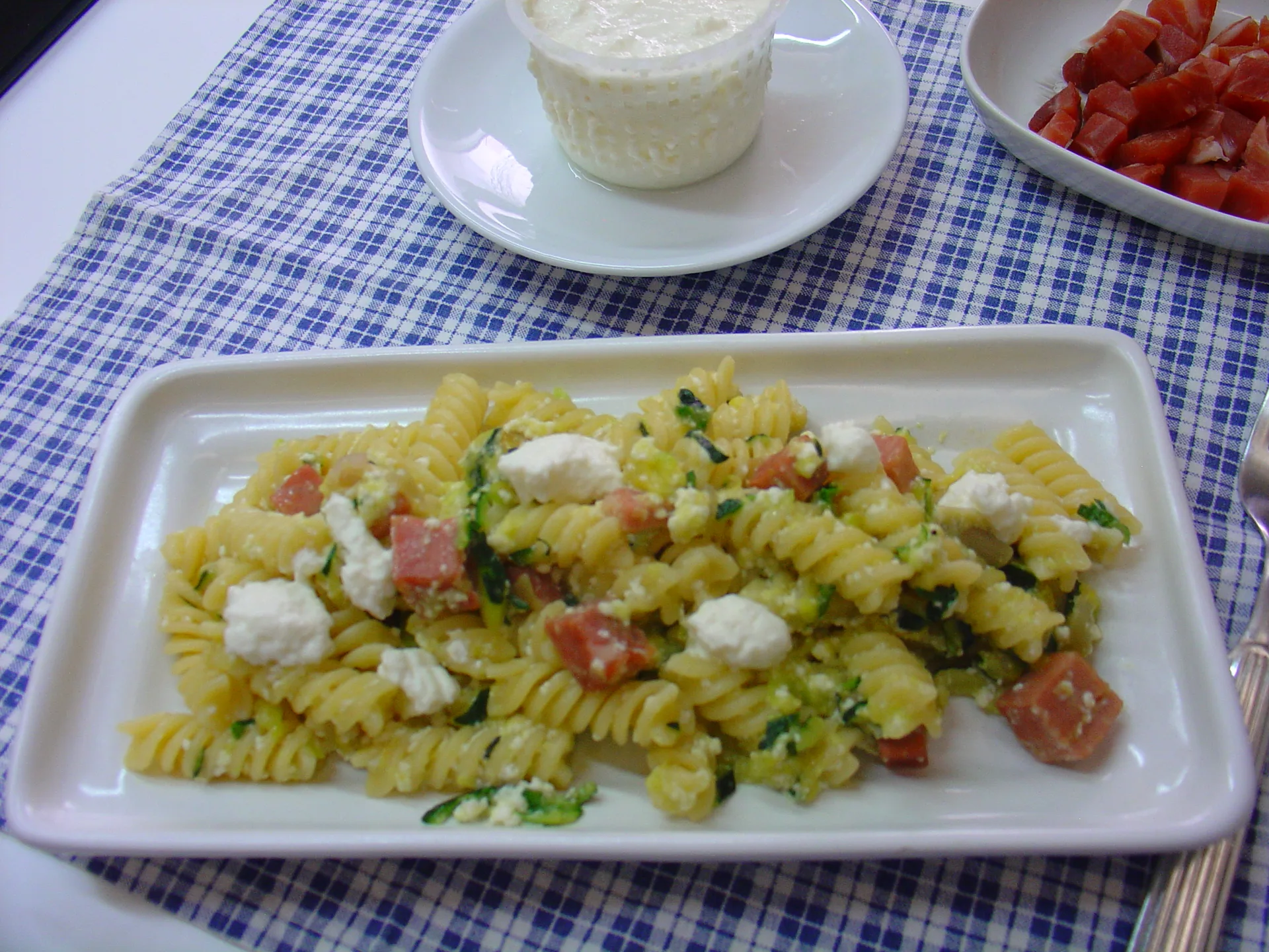 Fusilli delicati con zucchine e ricotta