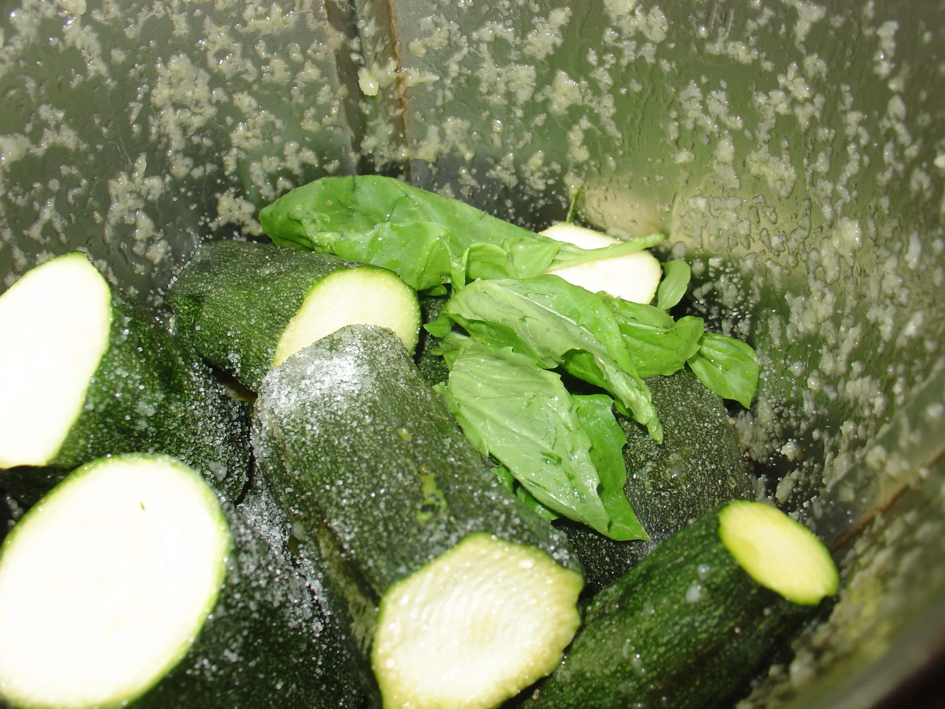 Fusilli delicati con zucchine e ricotta