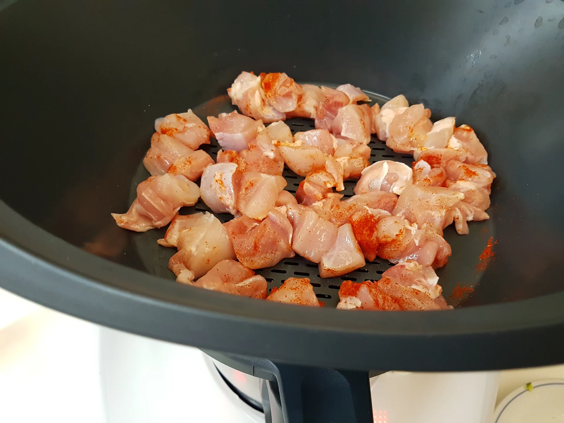 Fusilloni al bronzo con broccoli e bocconcini di pollo