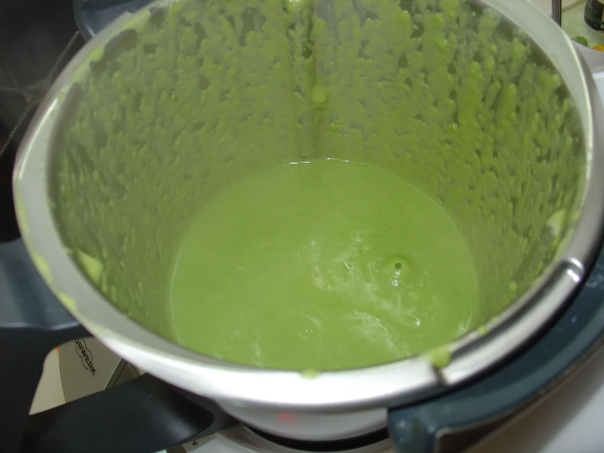 Gnocchi su vellutata di piselli