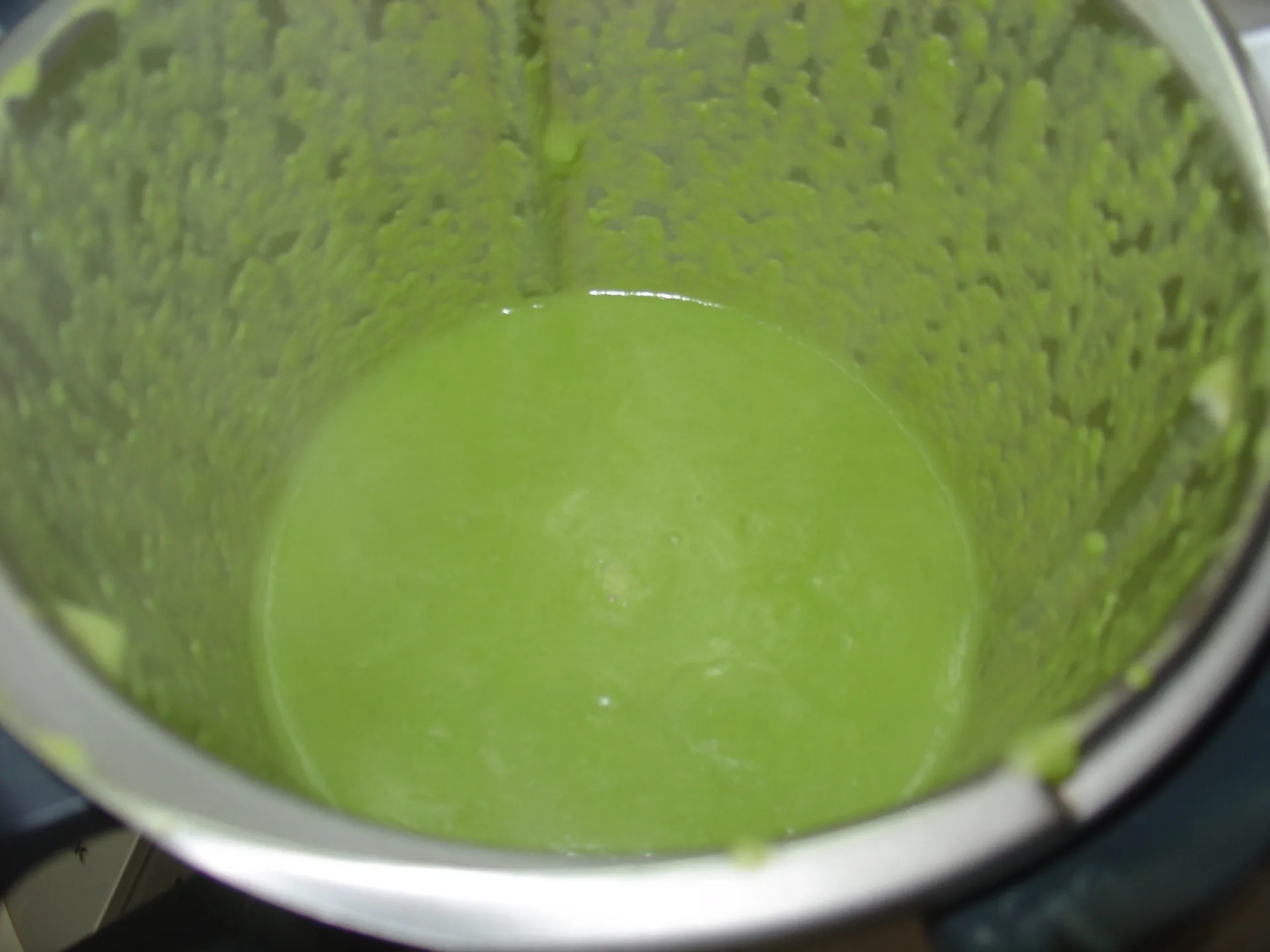 Gnocchi su vellutata di piselli