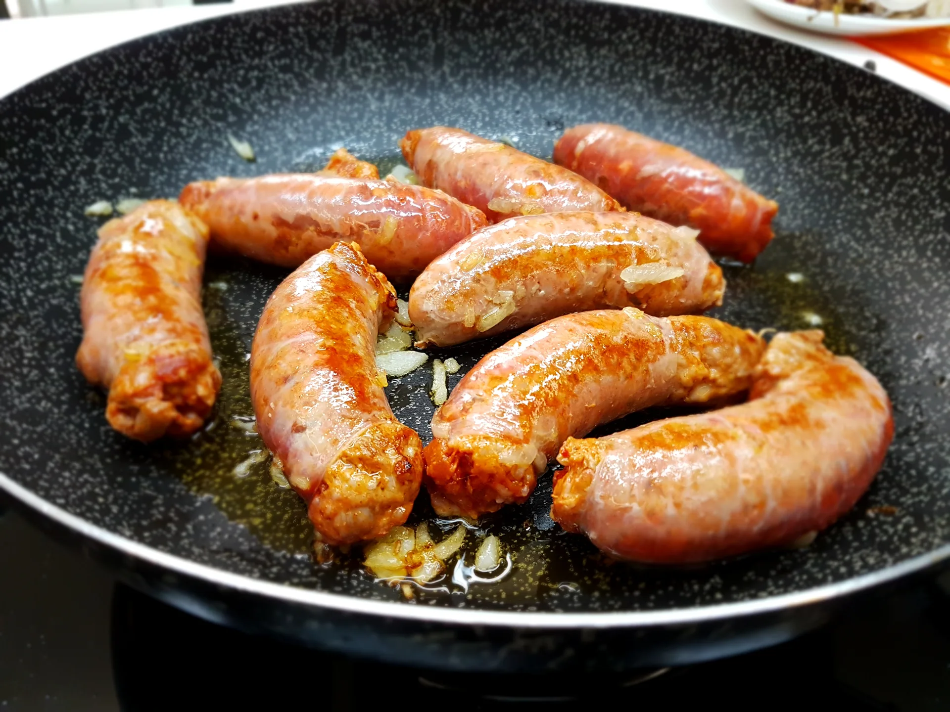 Orecchiette con ragù di cardoncelli e salsiccia piccante di Minervino