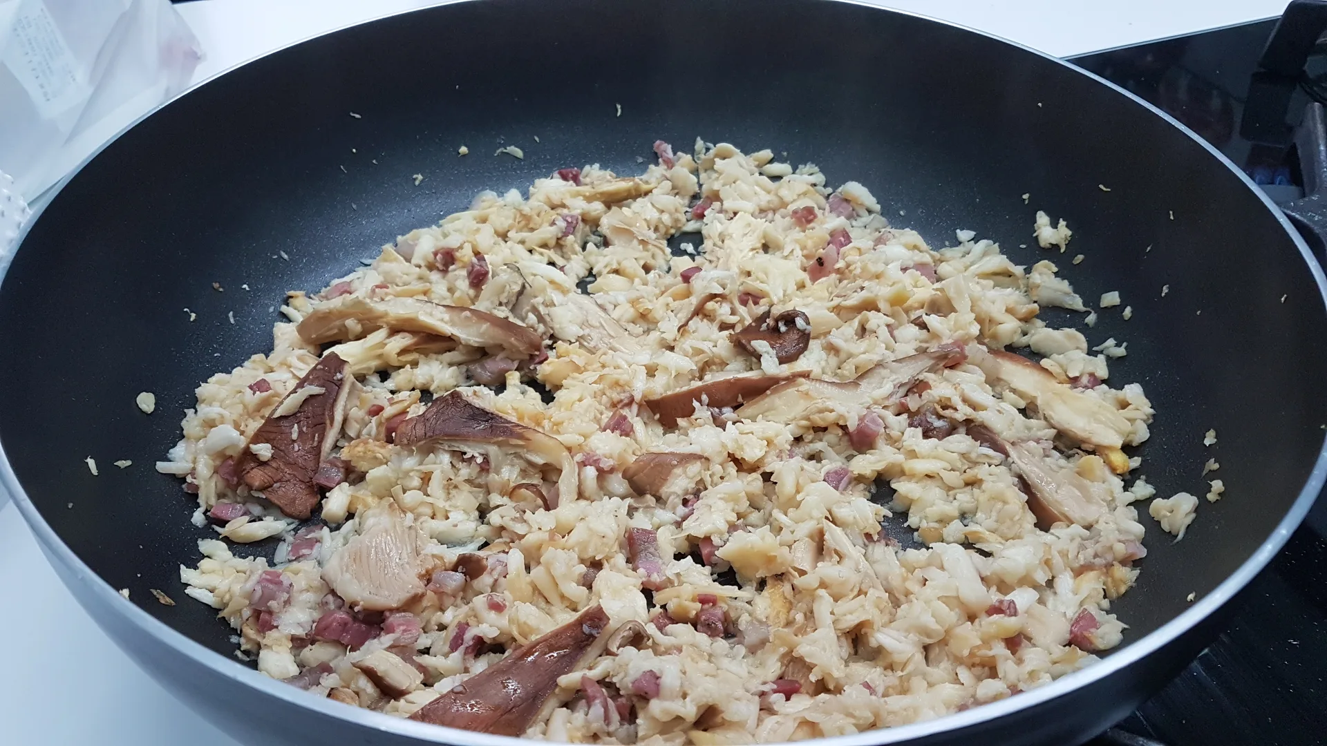 Paccheri con funghi e zucca