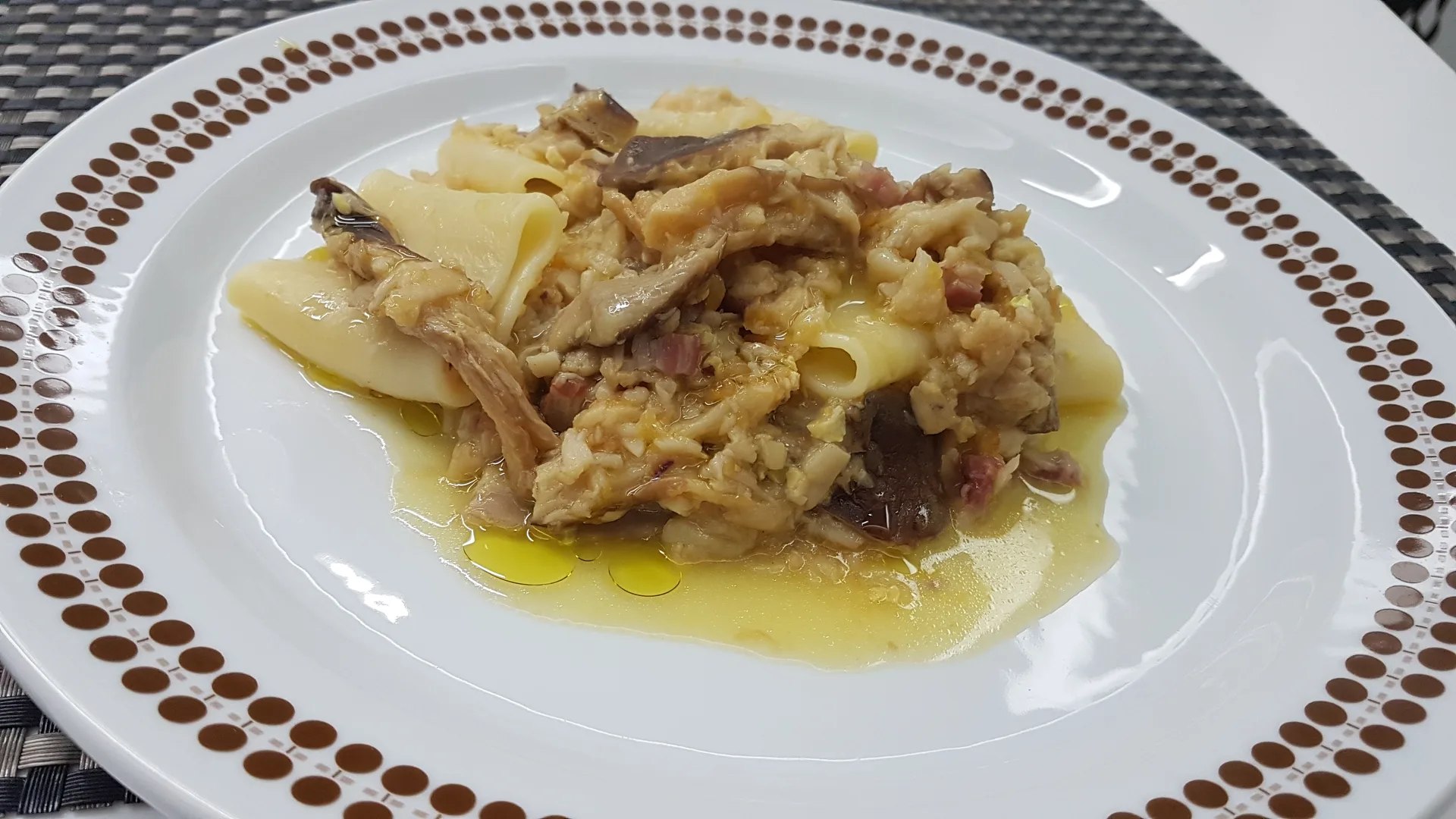 Paccheri con funghi e zucca