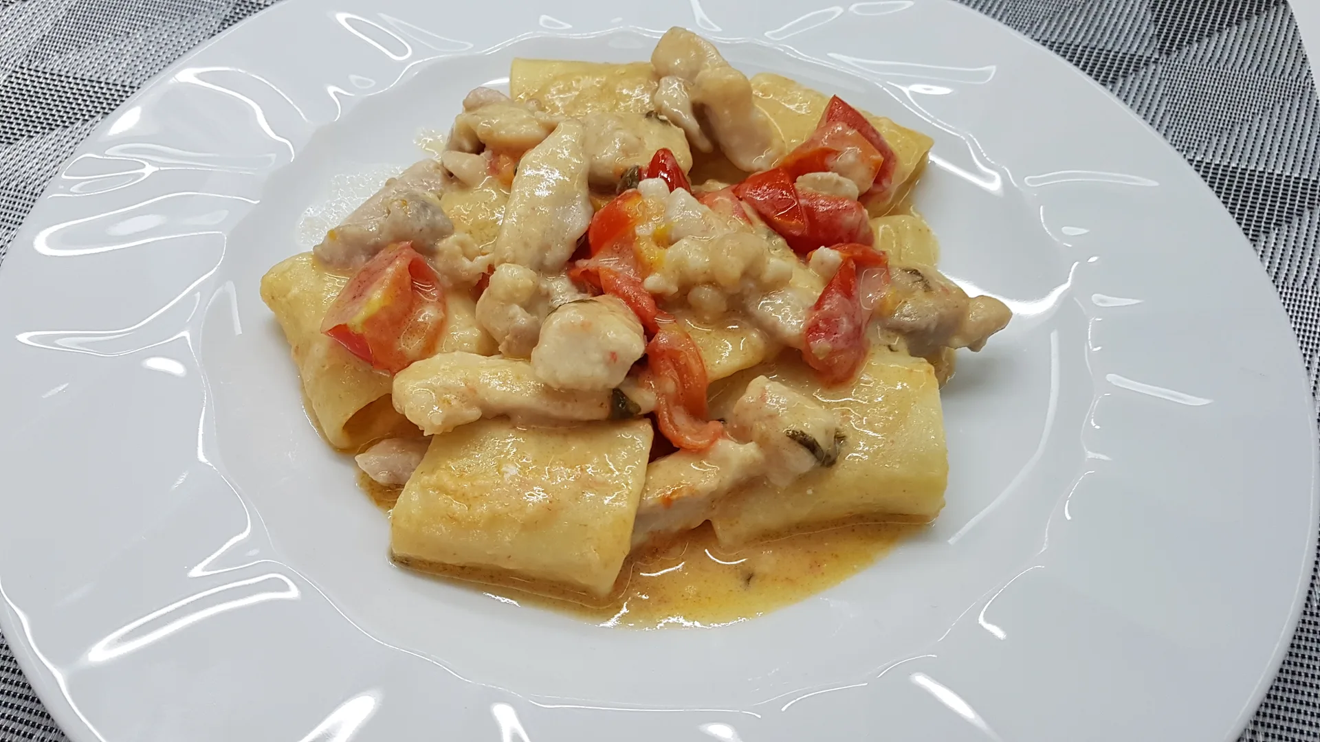 Paccheri scaloppati al vino