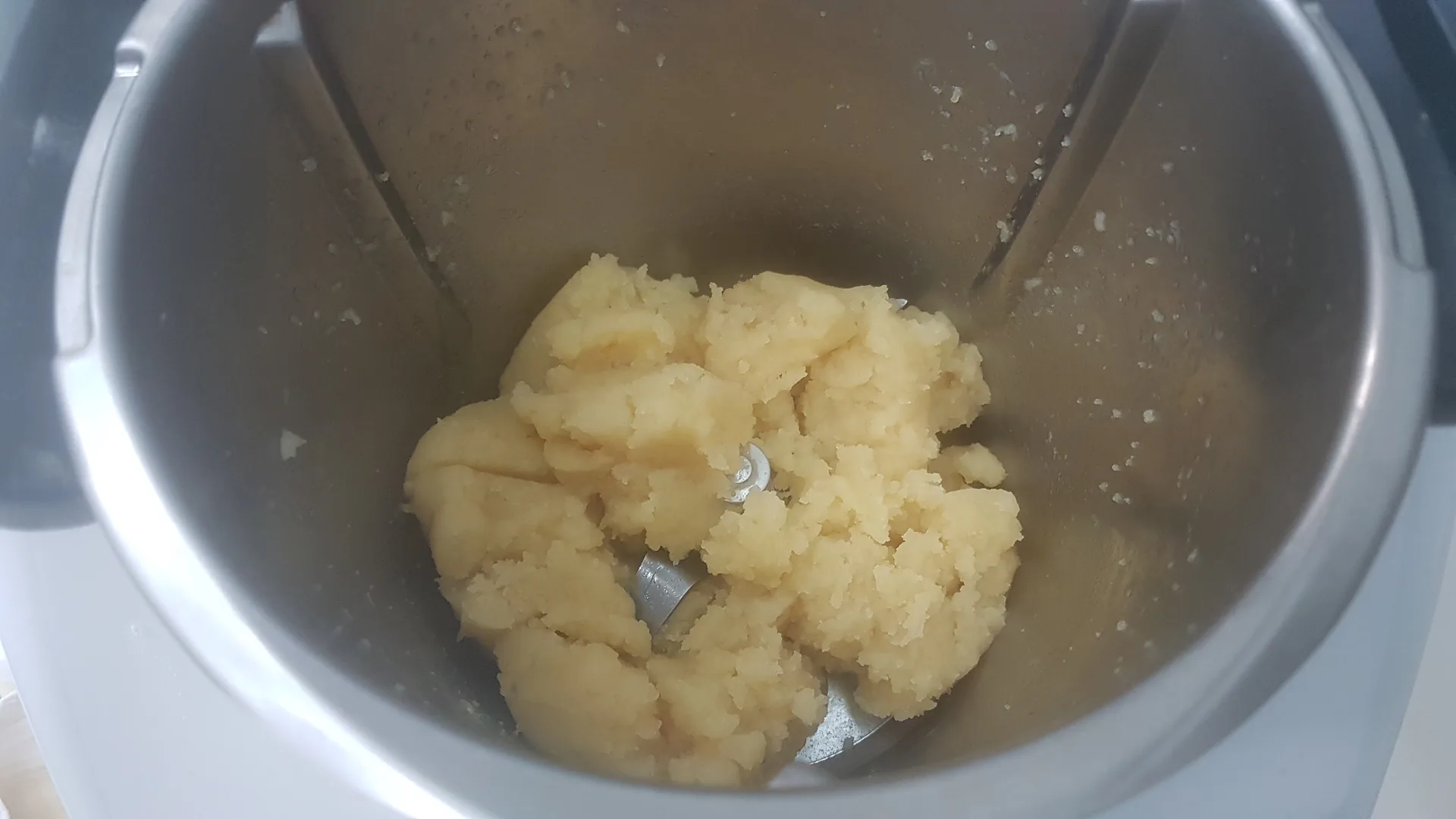 Pasta choux Bimby ( per bignè perfetti )