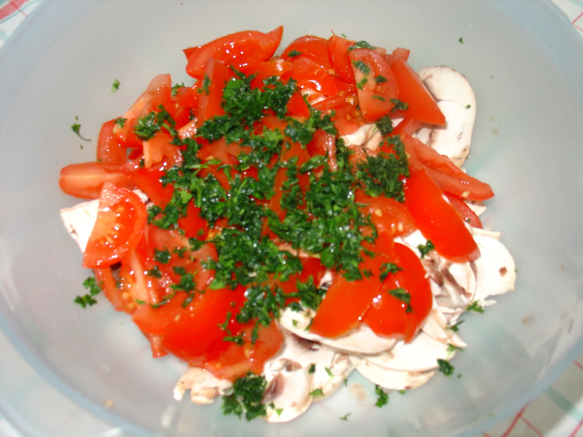 Penne crudaiola con funghi e zenzero