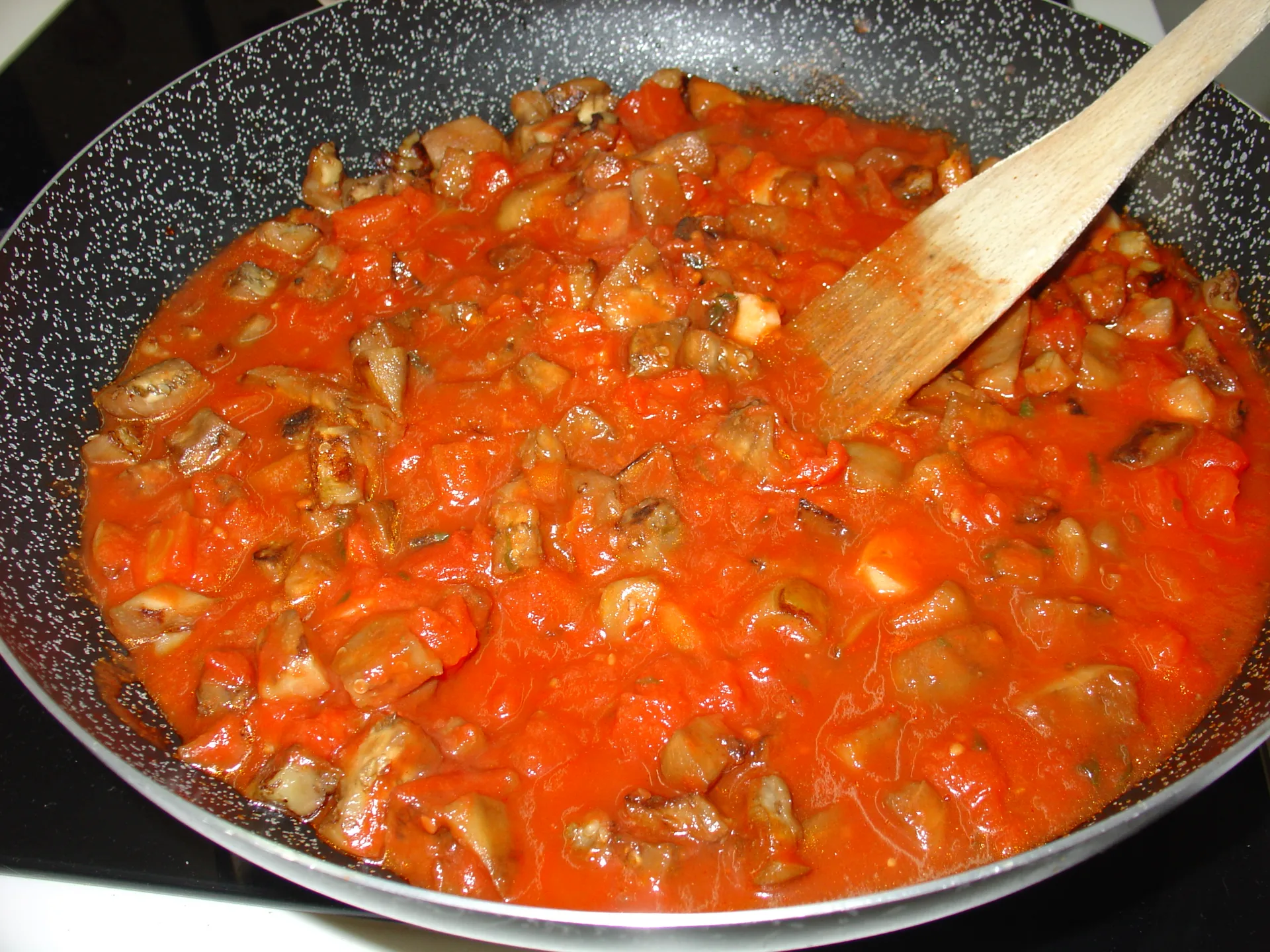 Penne alla Norma con ricotta fresca