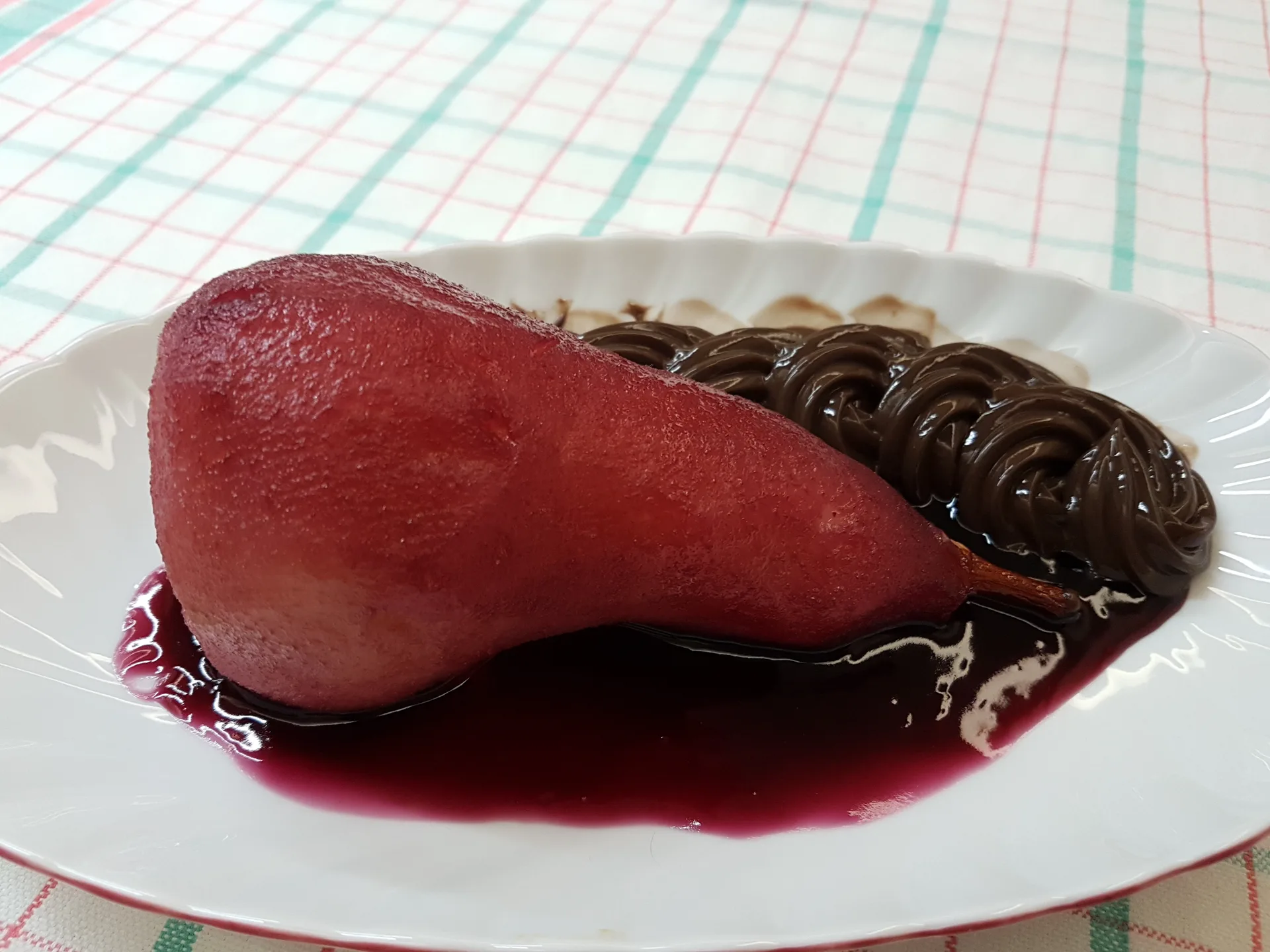 Pere in crema brulé al Nero di Troia