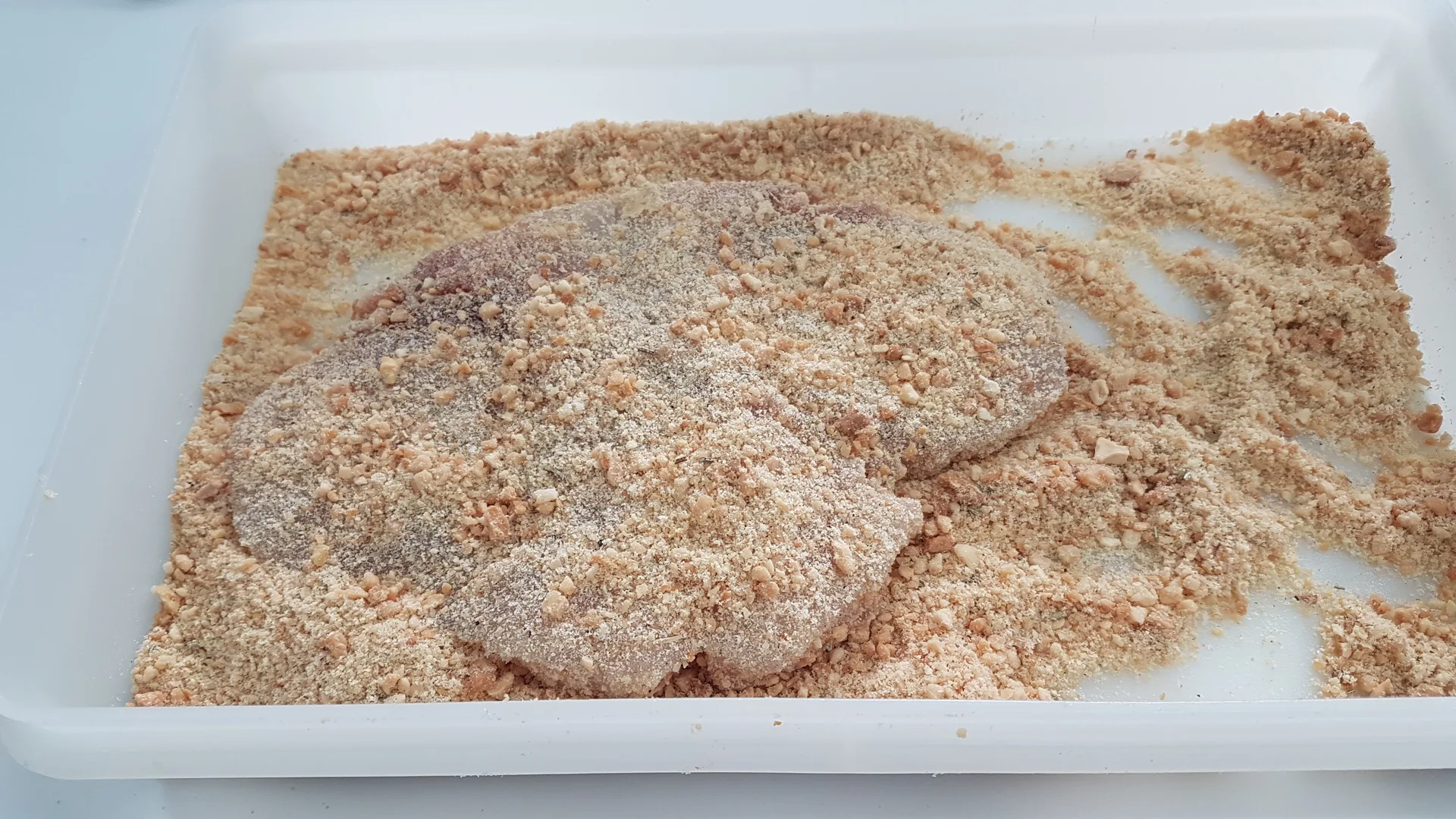 Pesce spada in crosta di mandorle