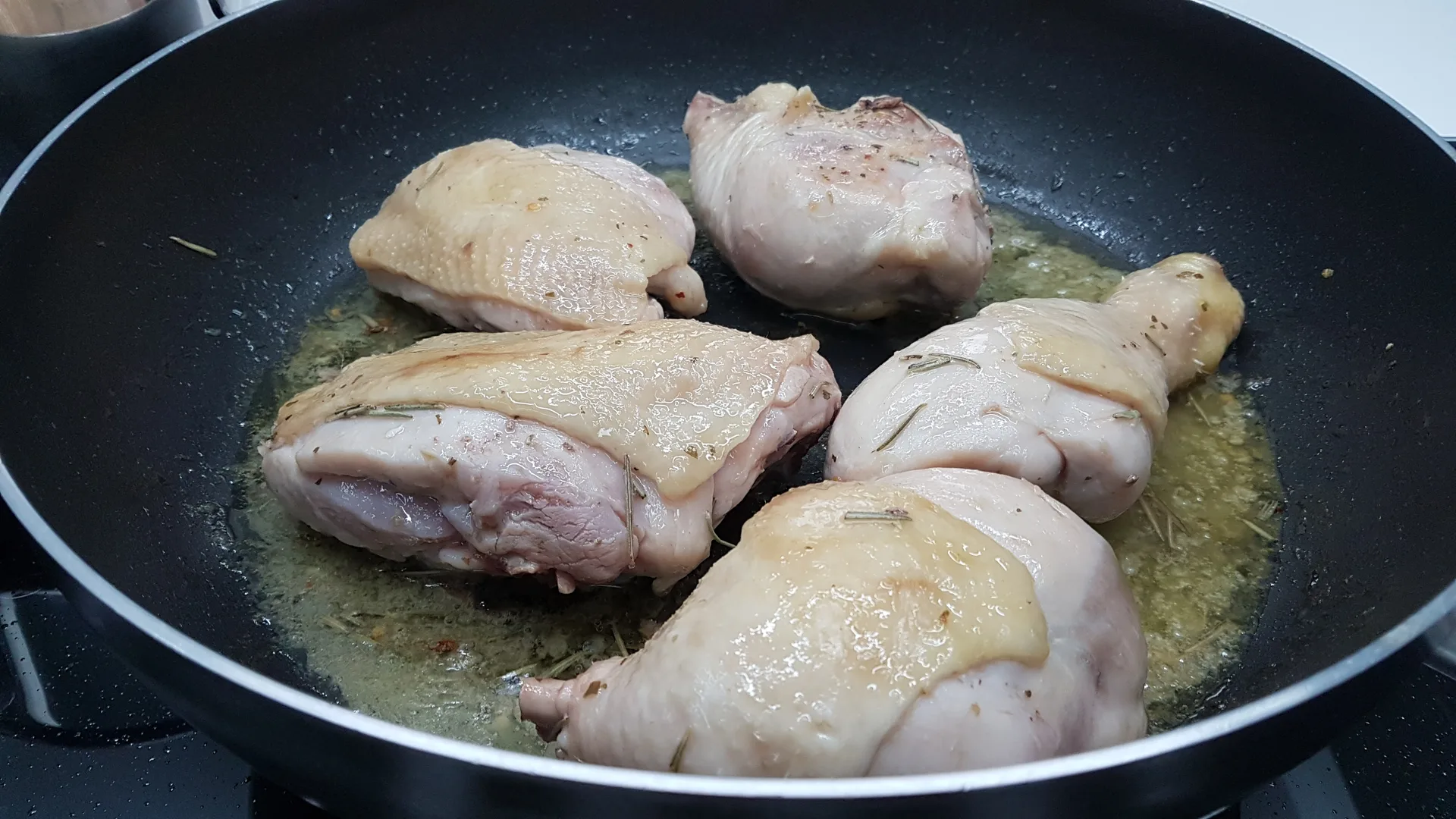 Pollo Agreste con patate e peperoni