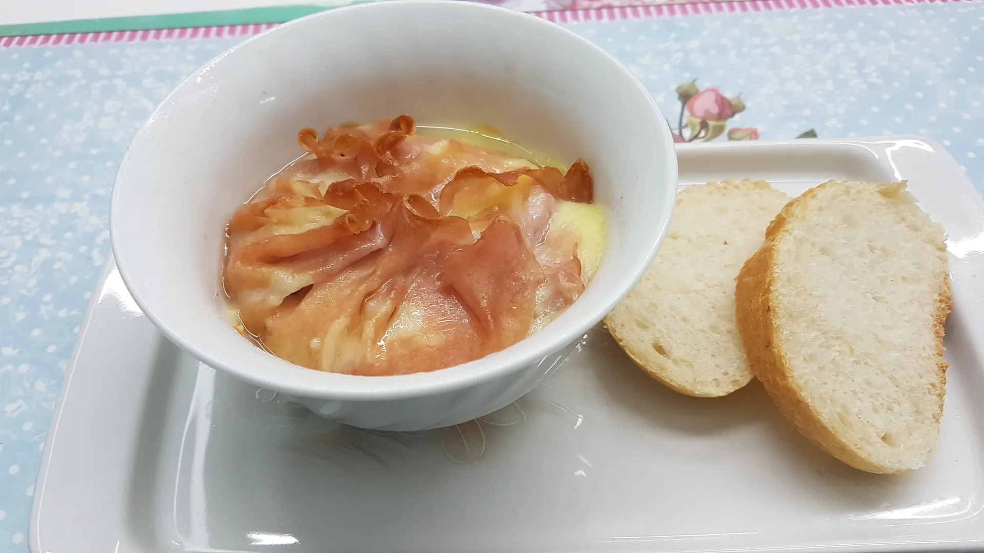 Saccottino di mortadella con purè di patate