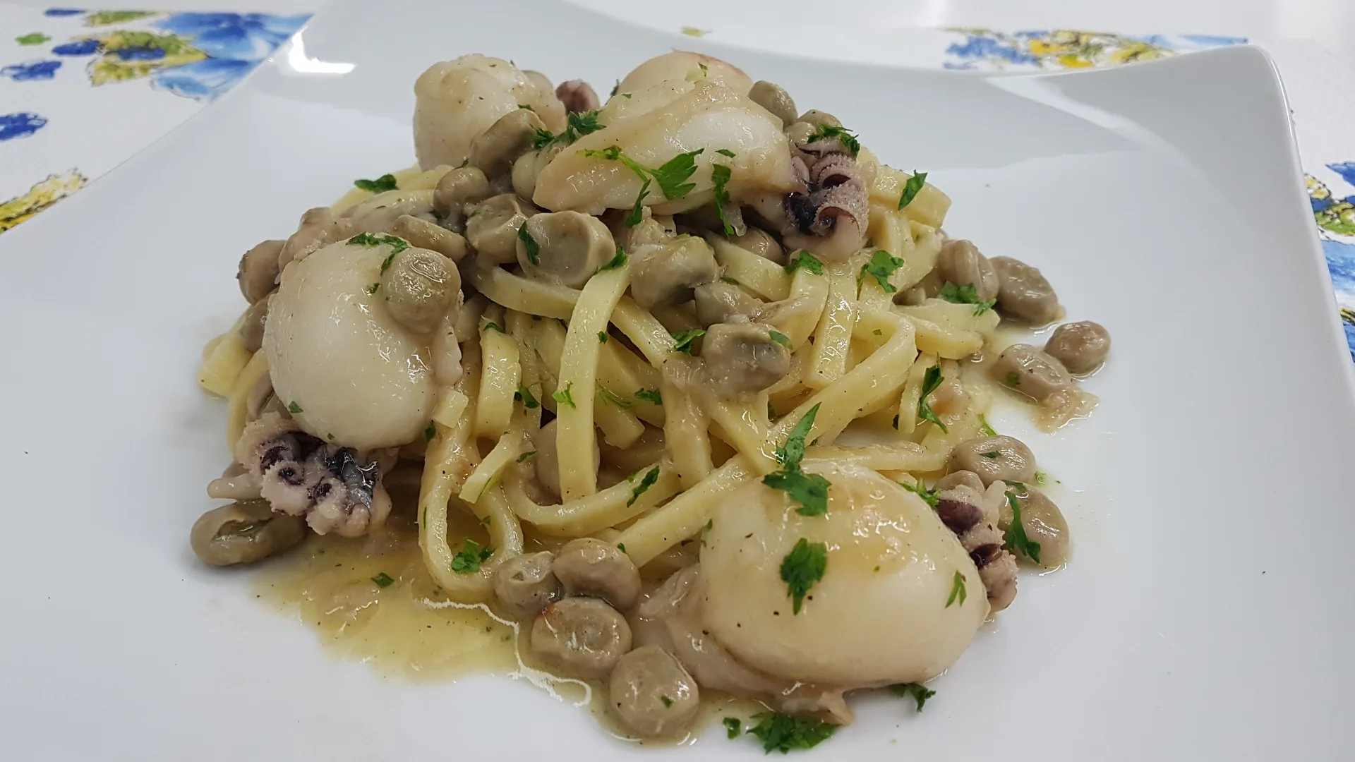 Scialatielli con seppioline e fave