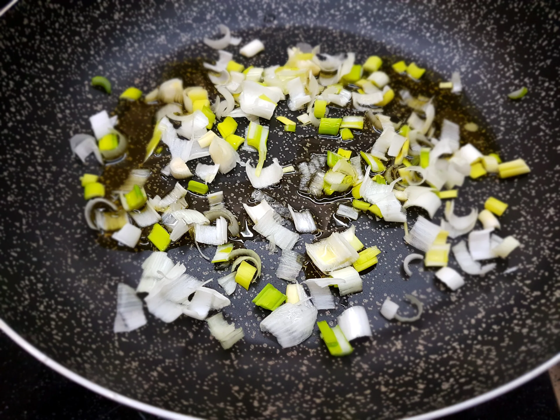 Strascinati con sivoni e salsiccia secca di Minervino