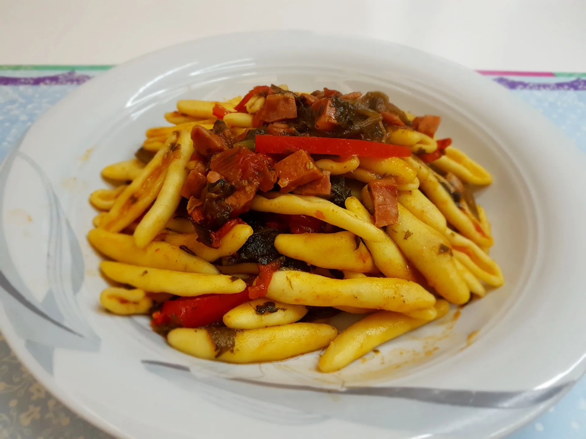 Strascinati con sivoni e salsiccia secca di Minervino