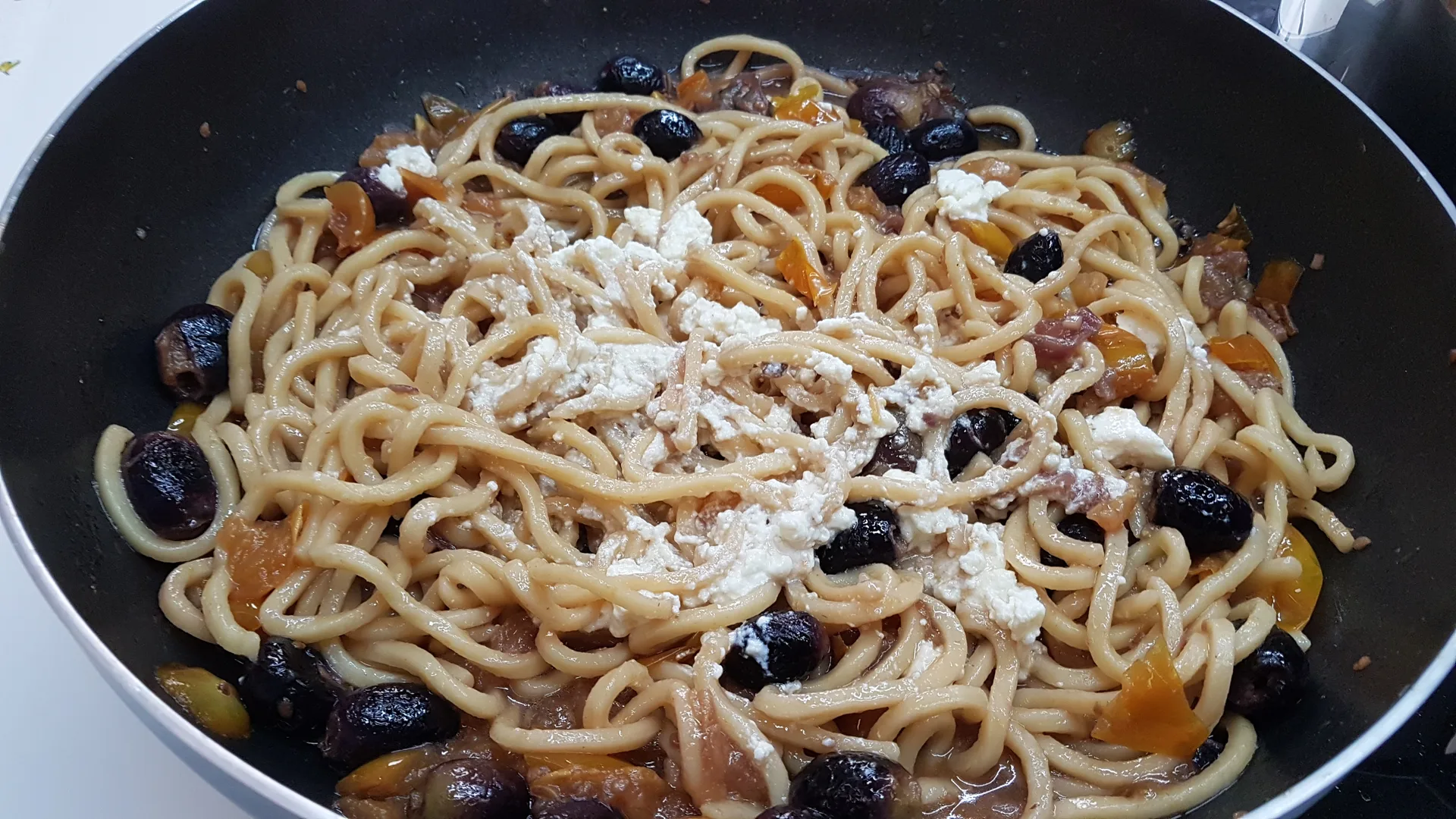 Troccoli con olive Termite alla bitettese